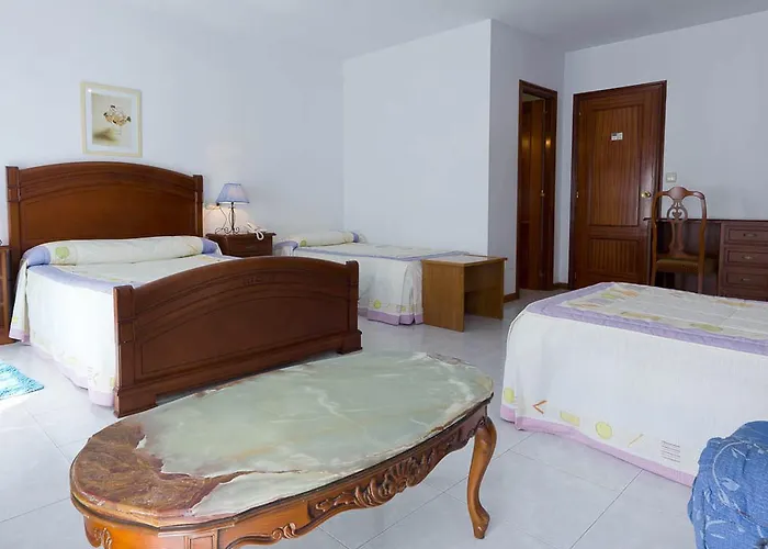 Hotel Restaurante Xaneiro *